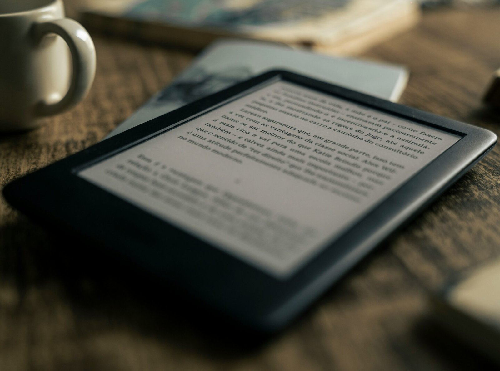 Kindle e-reader device